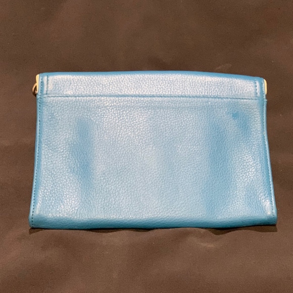 Grace Adele Clutch w/removable strap - Picture 4 of 5